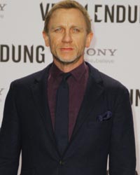 Daniel Craig